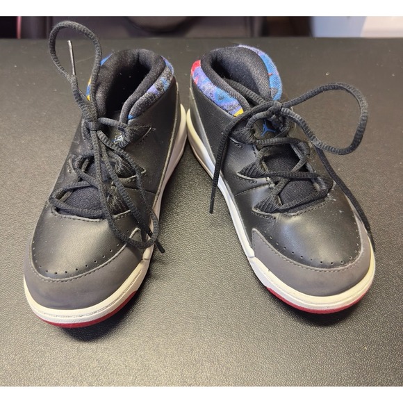 Jordan Sneakers Child Size 9 - Picture 1 of 12